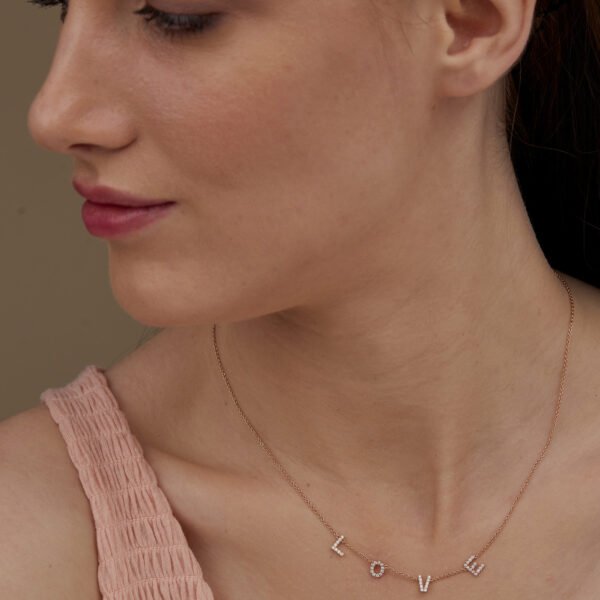 LOVE-STUDDED_RG_4.jpg | foroworld | foroworld