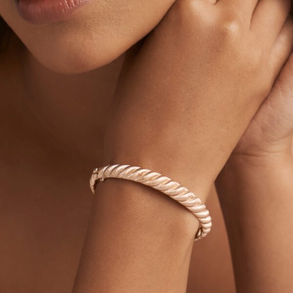 FB195-4.jpg | foroworld | foroworld